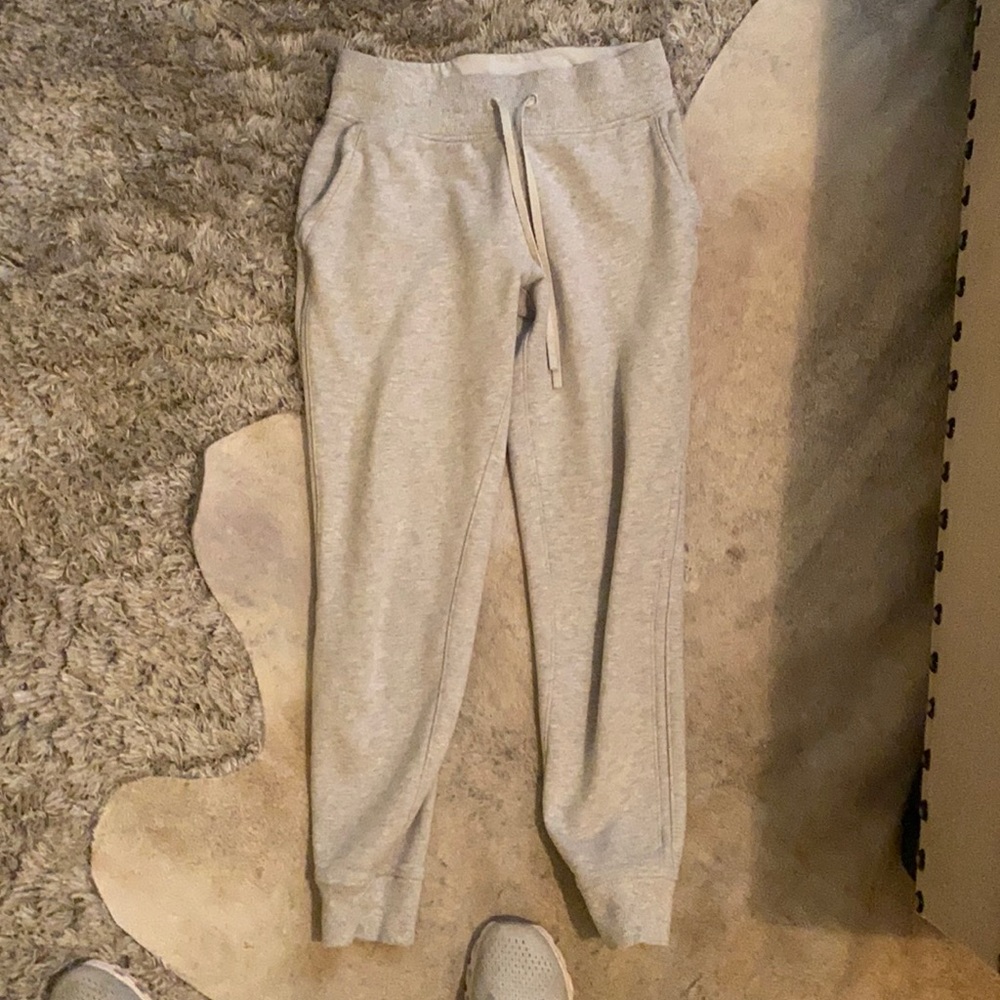Lululemon joggers